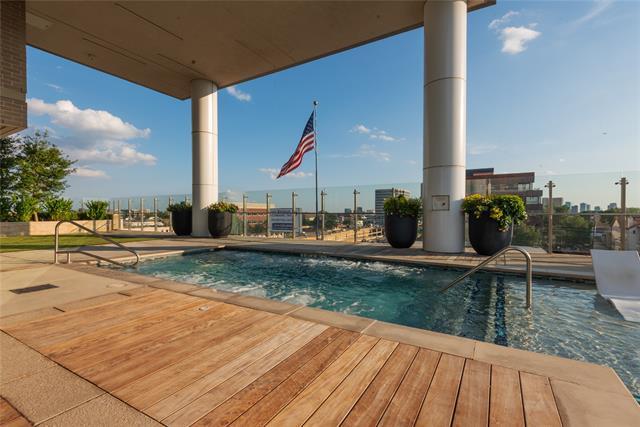 Photo - 3031 Oliver St Unidad 1904