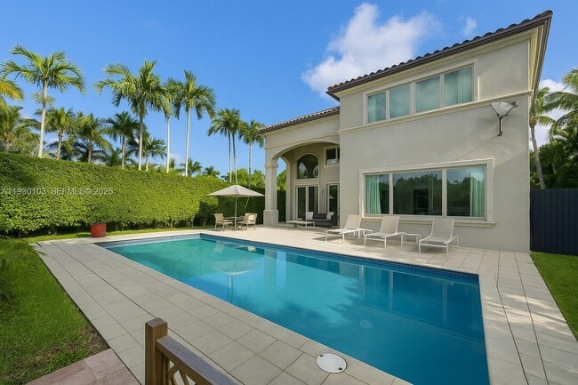 Photo - 1490 Cleveland Rd