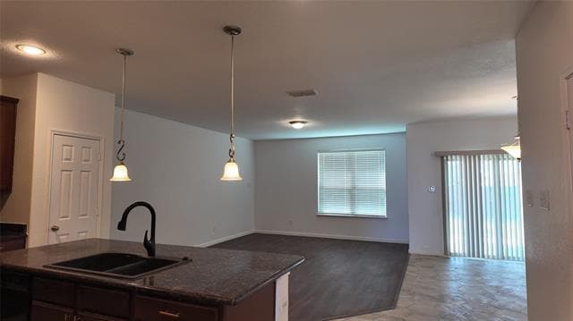 Photo - 2111 Indigo Ln