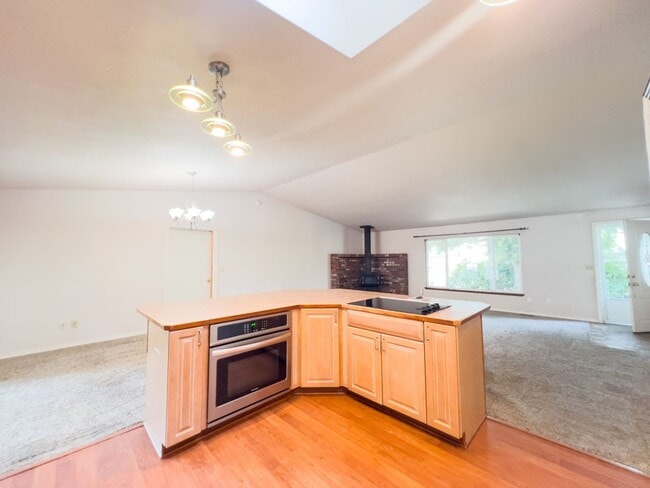 Photo - 3 bedroom rambler on corner lot