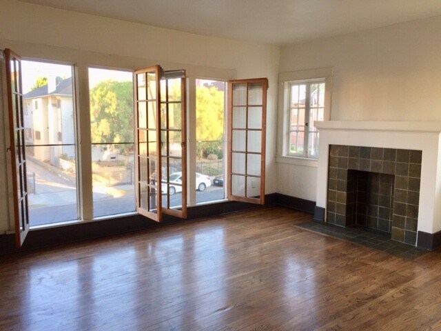 Livingroom - 1159 4th Ave Unidad 1159