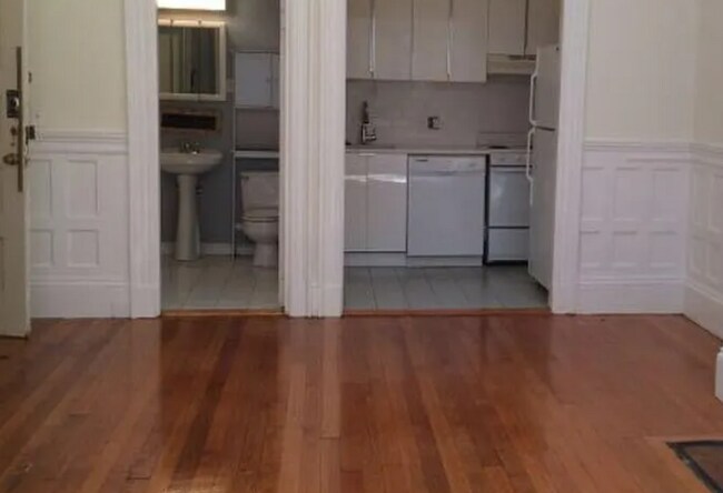 Building Photo - 12 Aberdeen St Unit 869B-4 Rental