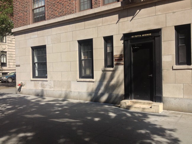 Photo - 41 Fifth Ave