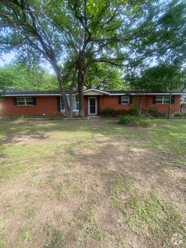 Building Photo - 4207 Timbercrest Ln Rental