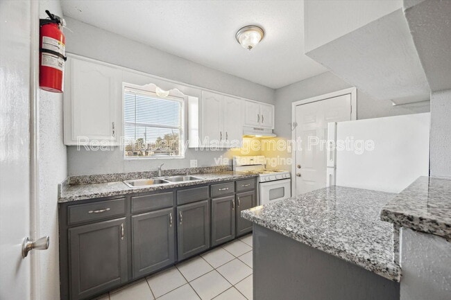 Photo - 3115 Falk Ct