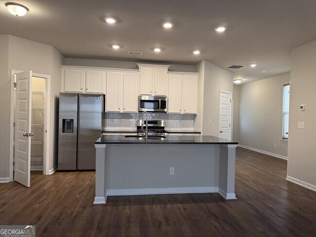 Photo - 3619 Cyn Spgs Dr