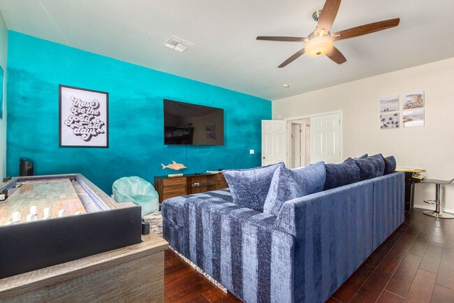 Building Photo - 2130 E Finley St Unit ID1248992P Rental