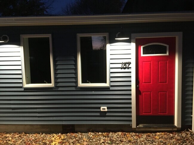 Oversized 3BR/3BA Luxury Home in Wooster S... - Oversized 3BR/3BA Luxury Home in Wooster S... Unit 3