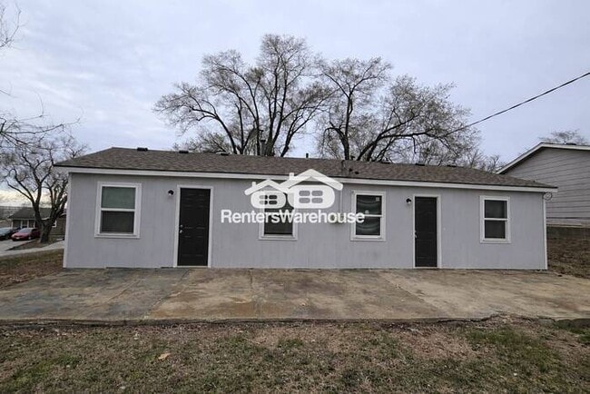 Photo - Great location - updated 2-bedroom duplex