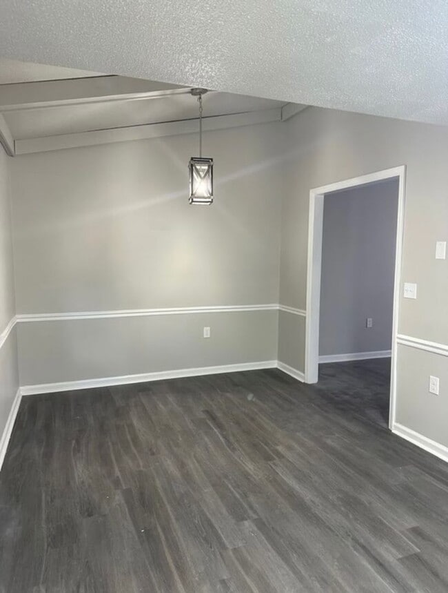 Photo - Recently Remodeled 4-Bedroom Home: Style and Convenience Awaits!