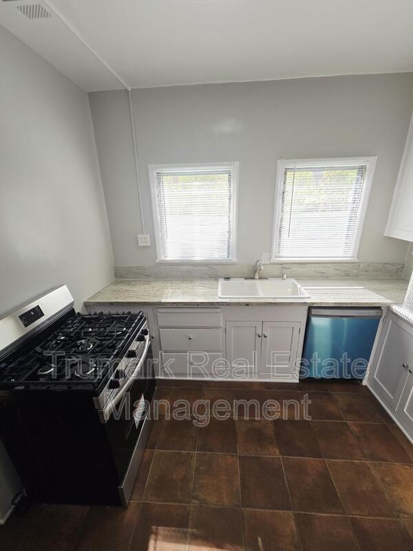 Photo - 347 Arden Ave Unit 3