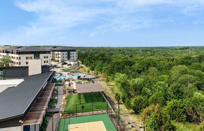 Building Photo - Cadena at the Falls Rental