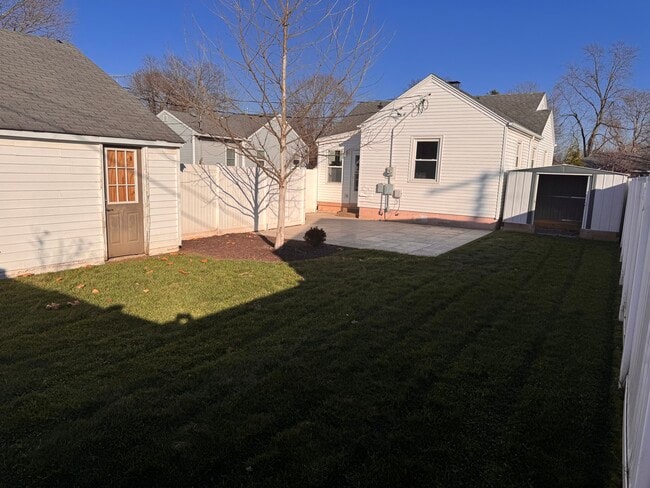 Photo - 2312 Newton St