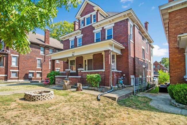 Photo - Massive Newly Renovated 11-Bedroom House o...