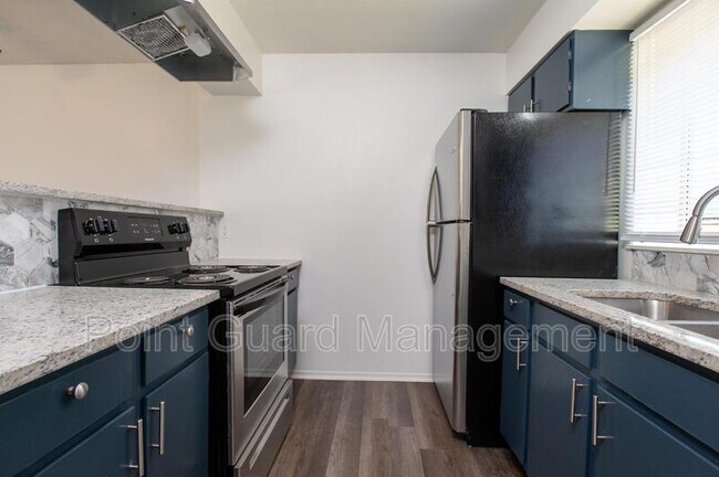 Photo - 5490 S Gold St