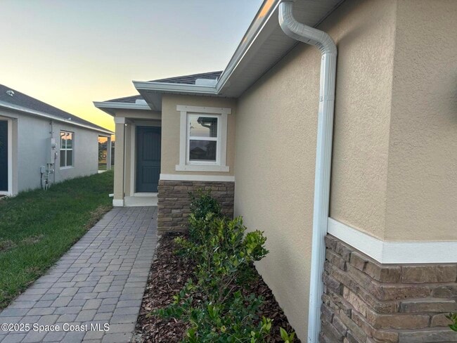 Photo - 641 Hugo SE Dr