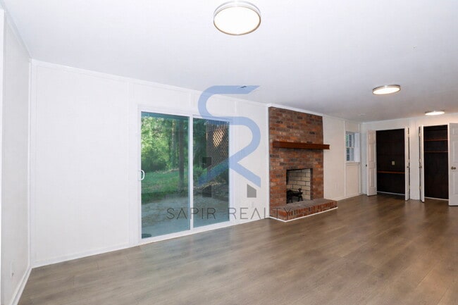 Photo - Elegant 4BR/3BA Retreat in Whispering Pines – North of Atlanta