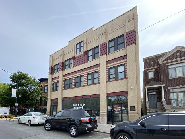 Building Photo - 3433 S Indiana Ave Unit 303 Rental