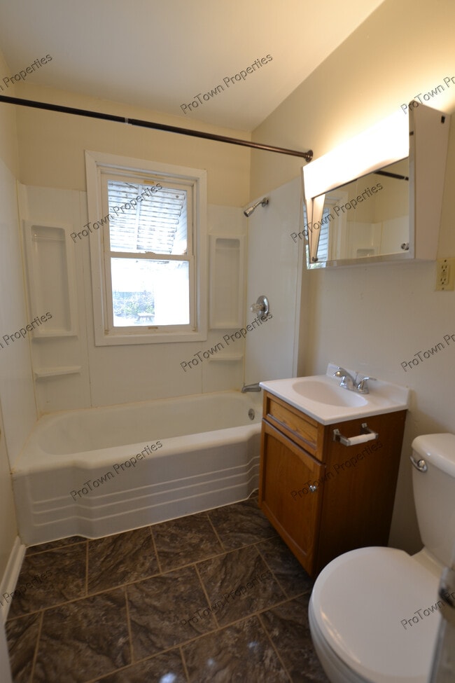 Photo - 1408 Woodruff Rd