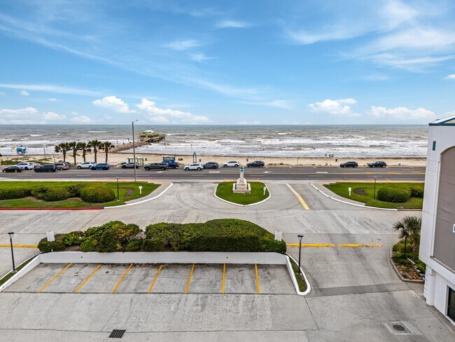 Photo - 6102 Seawall Blvd Unidad 183