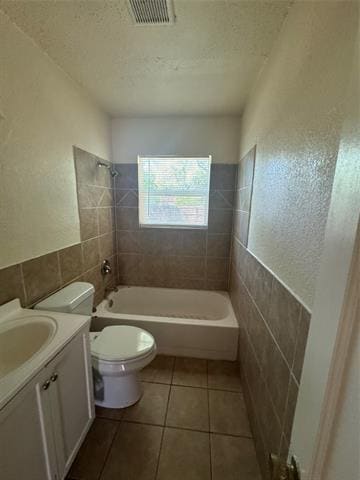 Photo - 3166 College St