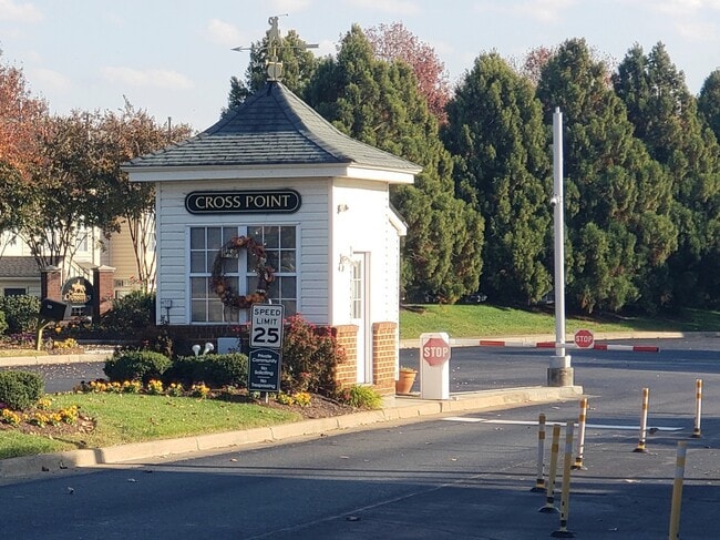 Photo - 701 Masters Row Unit F