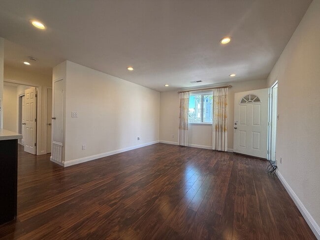 Photo - 2488 26th Ave