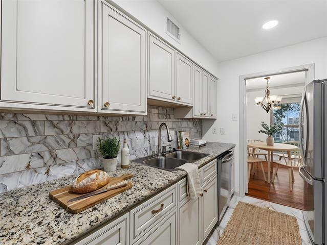 Photo - 6036 Birchbrook Dr Unit 226