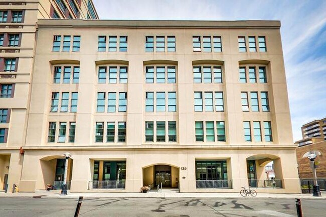 Photo - 135 Dalhousie St Unit 209