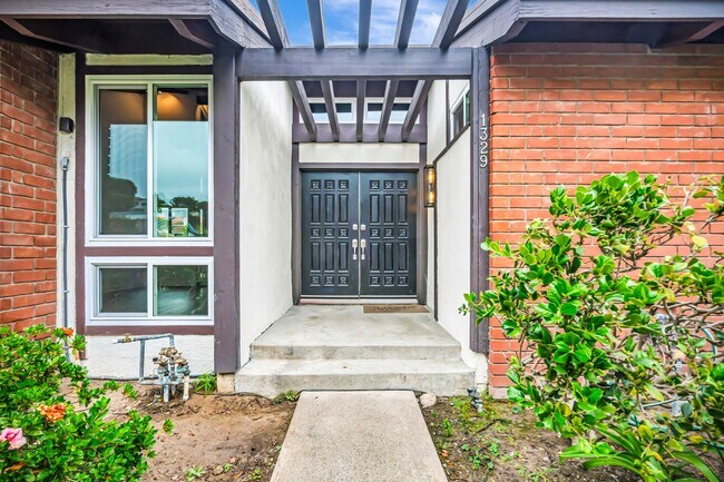 Photo - 1329 Avenida de Cortez