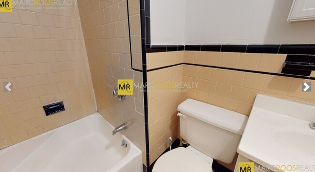 Photo - 92 Marlborough St Unit 1