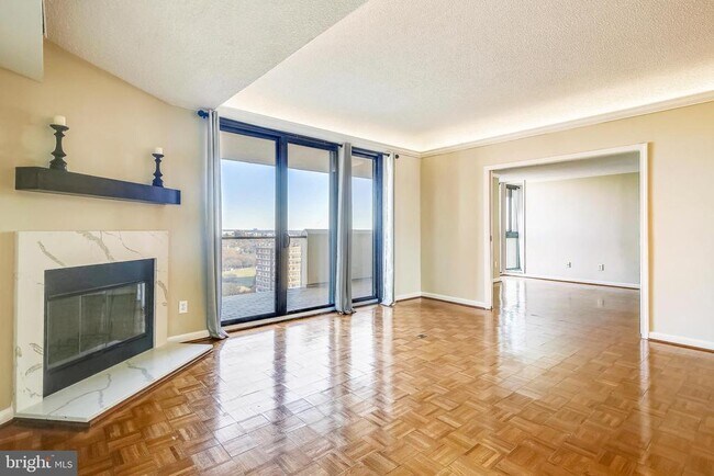 Photo - 1101 S Arlington Ridge Rd Unit 1208