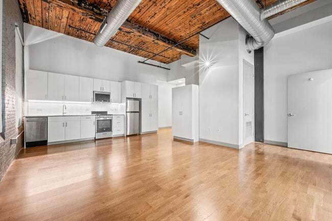 The Hartford Carriage House