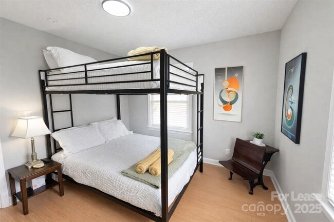 Photo - 316 Skyland Ave