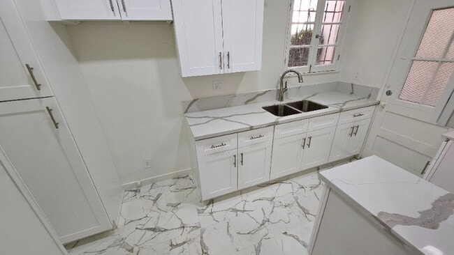 Photo - 120 N Gale Dr Unidad 120