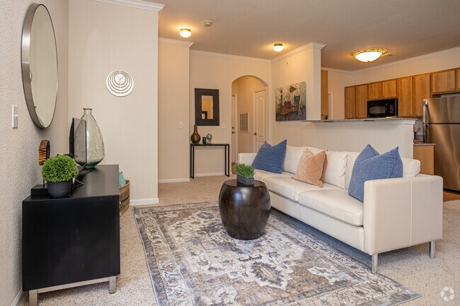 2BR, 2BA - 1,078SF