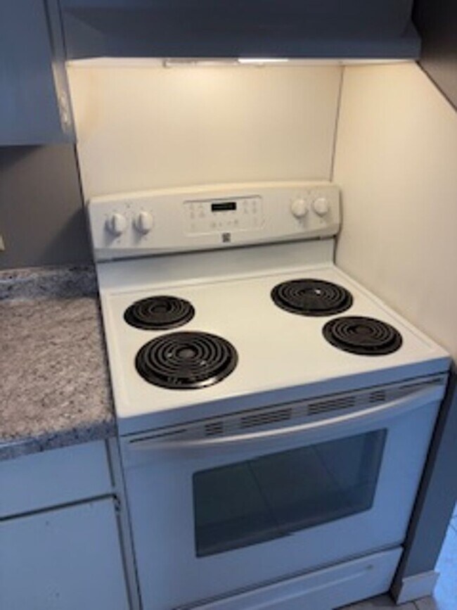 Photo - 209 Estelle St Unit 209 Estelle St - Apt A2