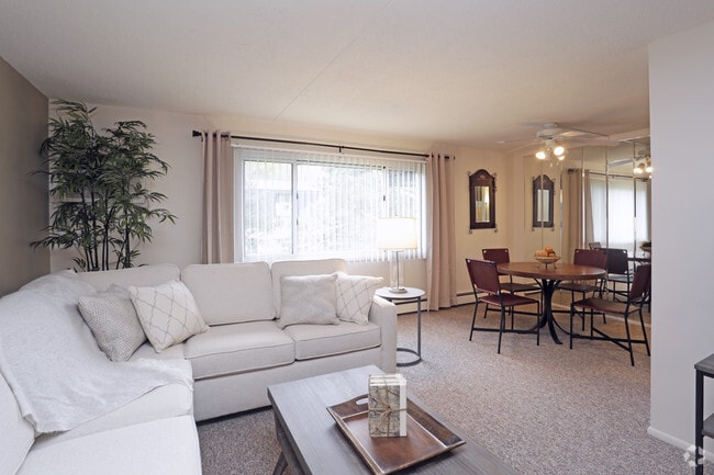 2HAB - Sala de estar - Tanglewood Apartments