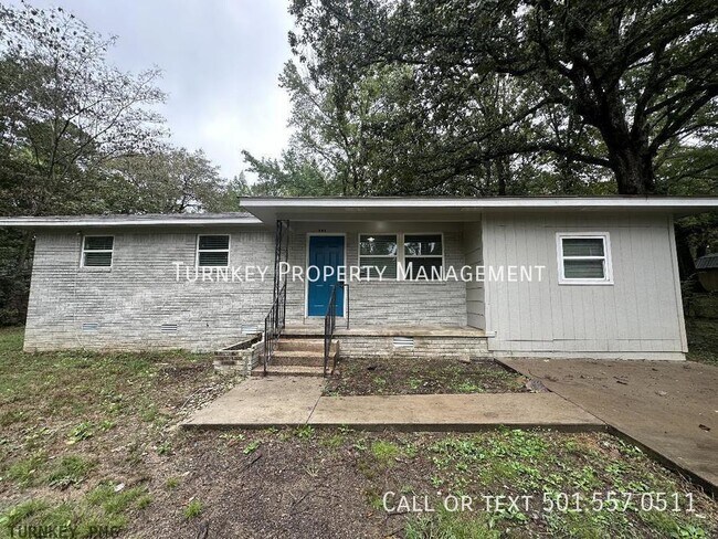 Desired, large 4 bed and 2 bath! - Desired, large 4 bed and 2 bath! House