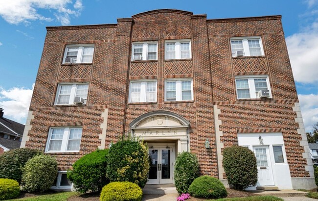 Marlyn Apartments - Marlyn Apartments