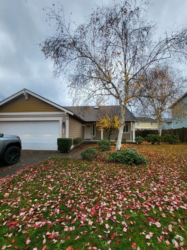 Building Photo - 3 Bedroom 2 Bath in Chehalis Rental