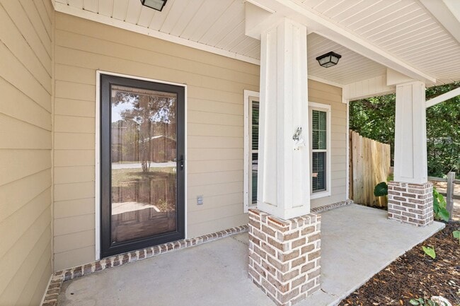 Photo - Beautiful Home in Navarre