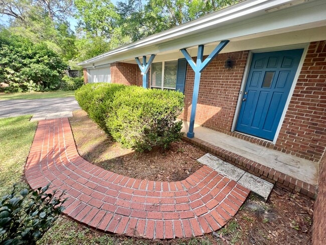 Photo - 3158 Corrib Dr