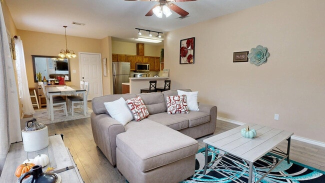 Building Photo - 602 Townplace Dr Unit ID1328092P
