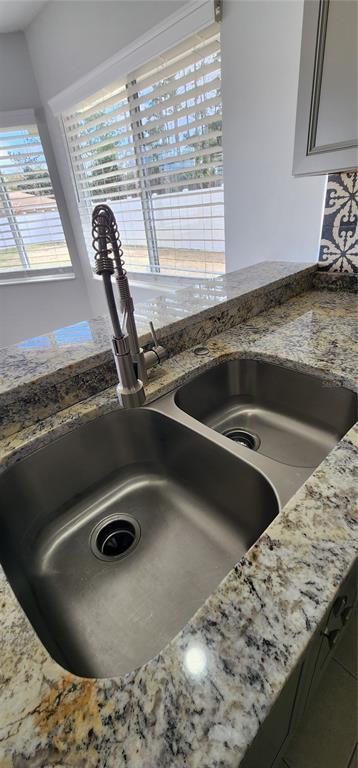 Photo - 41 Barbera Ln