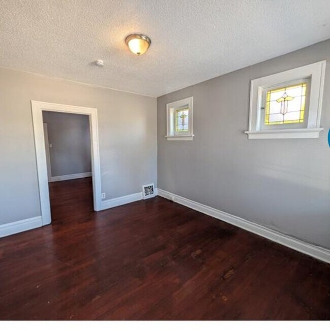 Photo - 4006 Keokuk St