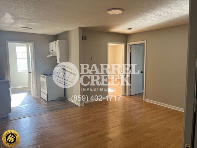 Photo - 508 N Main St Unidad 2