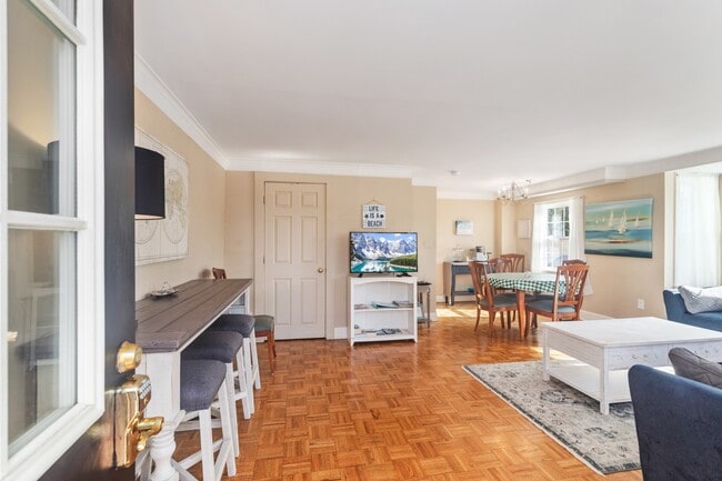 Photo - 20 Railroad Ave