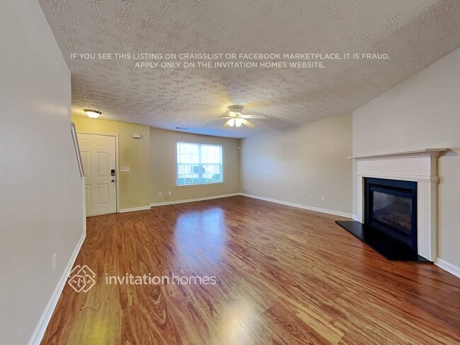 Photo - 324 Springbottom Ct SE