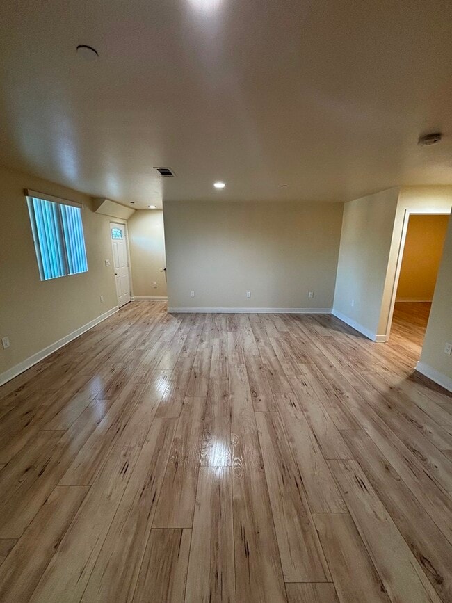Photo - 3910 Halldale Ave